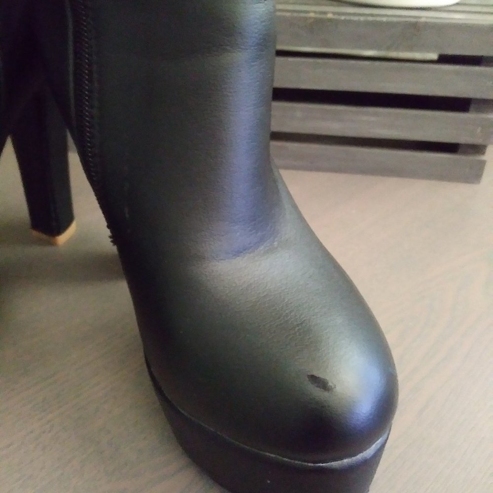Summer Whisper Boots - Picture 5 of 5